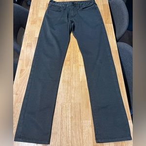 G by Guess Korbin Slim Fit. Men’s size 29